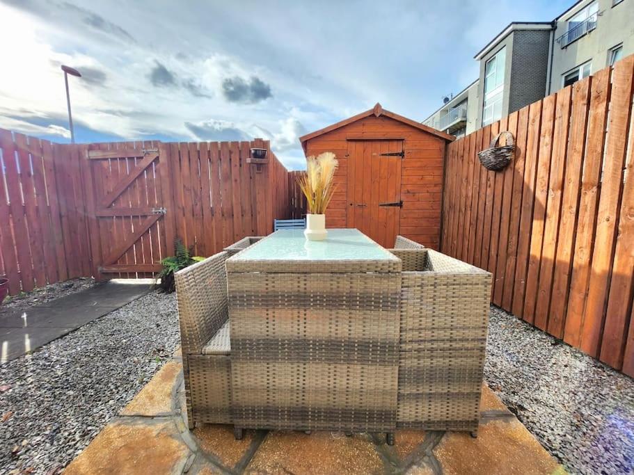 Modern 5 Bedroom Townhouse With Free Parking Glasgow Luaran gambar