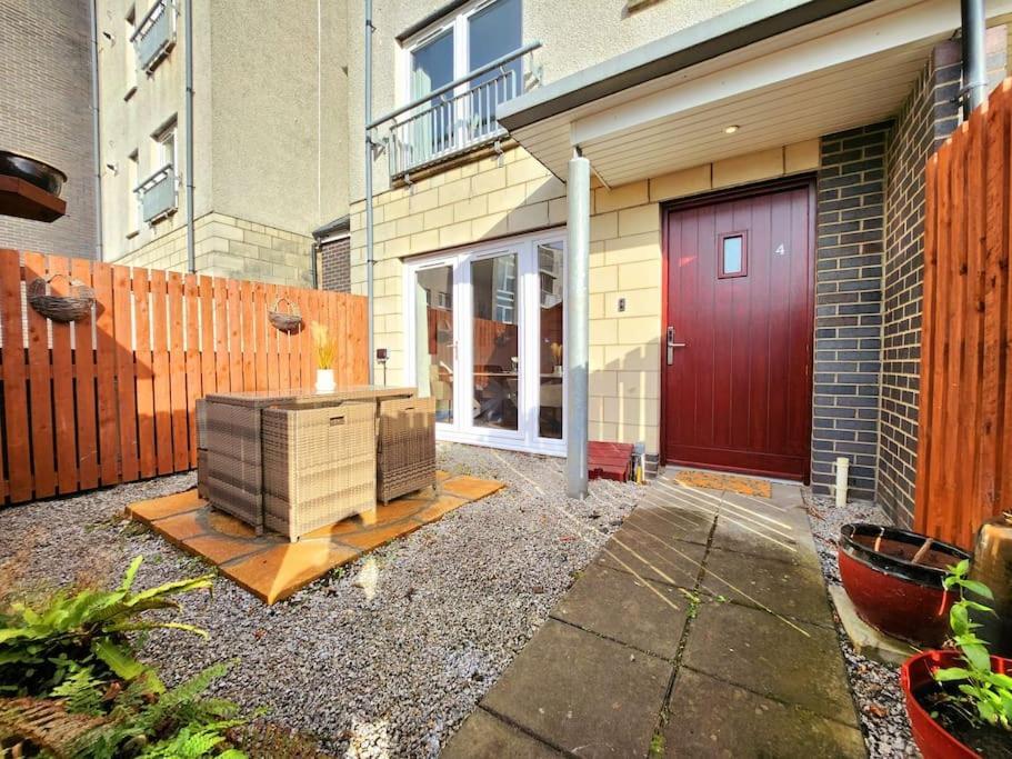 Modern 5 Bedroom Townhouse With Free Parking Glasgow Luaran gambar