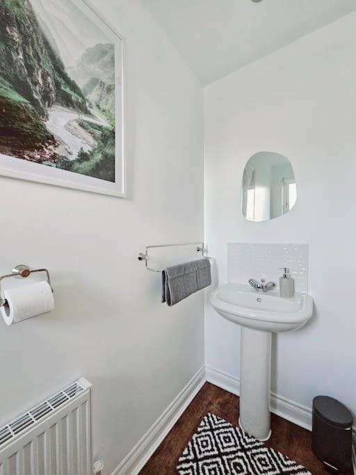 Modern 5 Bedroom Townhouse With Free Parking Glasgow Luaran gambar
