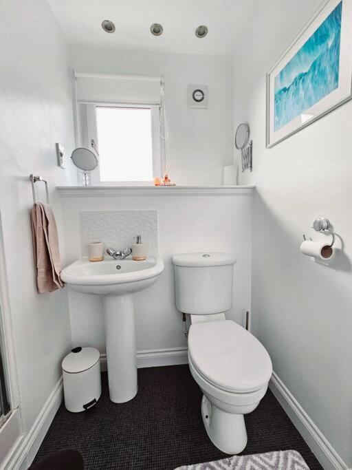 Modern 5 Bedroom Townhouse With Free Parking Glasgow Luaran gambar