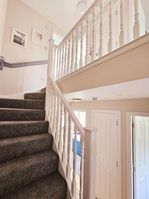 Modern 5 Bedroom Townhouse With Free Parking Glasgow Luaran gambar