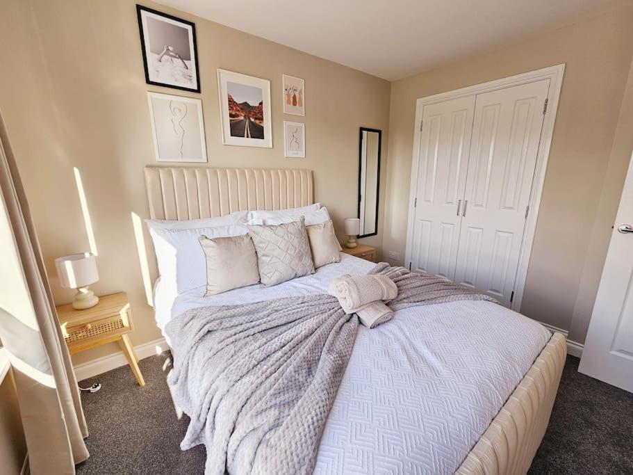 Modern 5 Bedroom Townhouse With Free Parking Glasgow Luaran gambar
